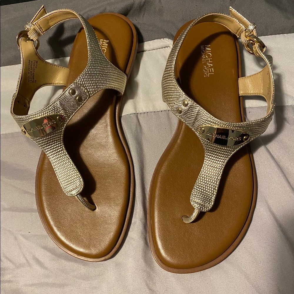 MK slippers